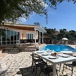 Olivia Panoramic Sea View Villa *